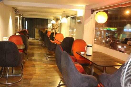 Hotel Shalimar Deluxe Restaurant